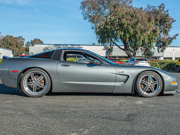 1997-2004 CHEVROLET CORVETTE C5 FRONT AND REAR EXTENDED SPLASH GUARDS / MUD FLAPS