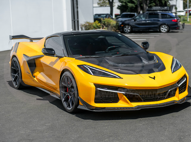 2020+ Corvette C8 | ZR1 Style Replica CARBON FIBER Front Hood