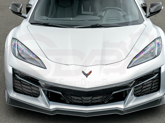2023-UP CORVETTE C8 Z06 | Z07 STYLE EXTENDED ONE-PIECE FRONT LIP SPLITTER GROUND EFFECTS
