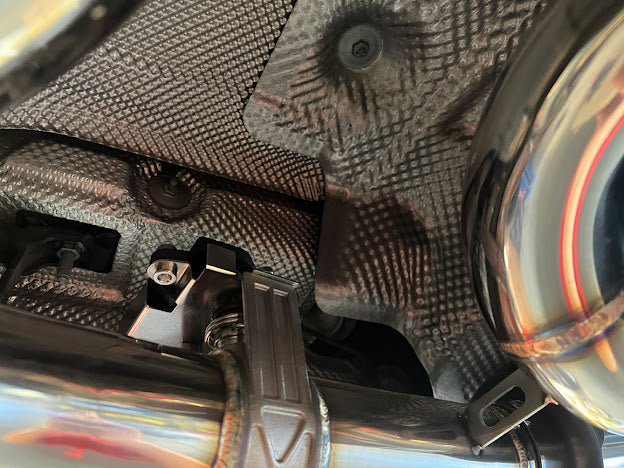 2015-2020 BMW F80 M3 F82 / F83 M4 | 2.5" PIPING W/ 3.5 " QUAD TIPS AXLE BACK EXHAUST