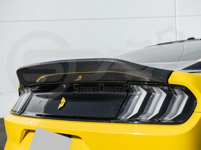 2015-2023 FORD MUSTANG | SUPER SNAKE STYLE REPLACEMENT REAR TRUNK LID WITH INTEGRATED SPOILER