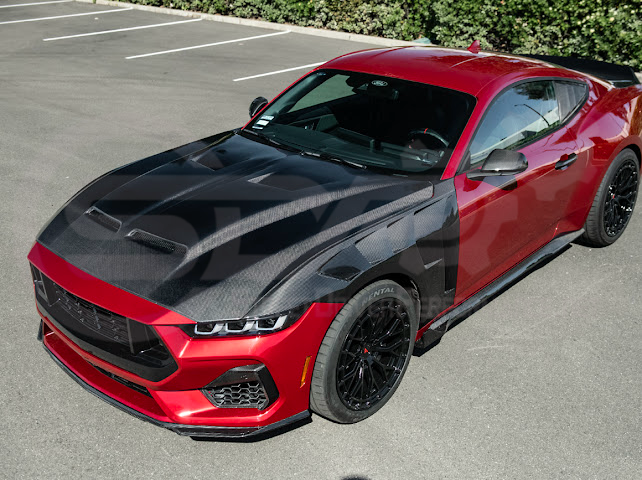 2024-UP FORD MUSTANG S650 | S550 SUPER SNAKE STYLE CARBON FIBER FRONT VENTED HOOD