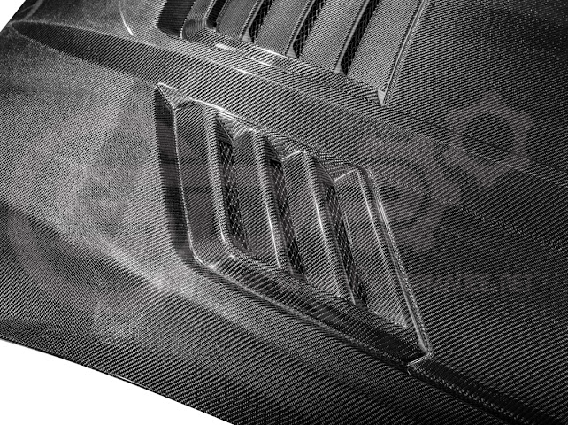 2024-UP FORD MUSTANG | SUPER SNAKE STYLE FRONT VENTED HOOD