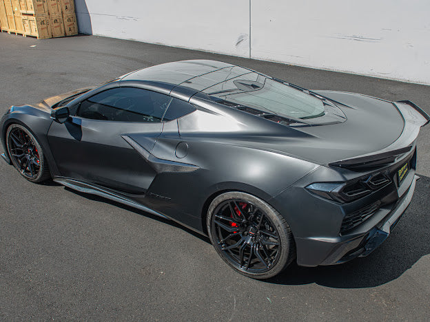 2023+ CORVETTE C8 E-RAY / Z06 | CARBON FIBER SIDE FENDER VENT DOOR TRIM REPLACEMENT PAIR