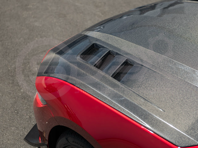 2024-Up Ford Mustang S650 | Terminator Style CARBON FIBER Front Vented Hood