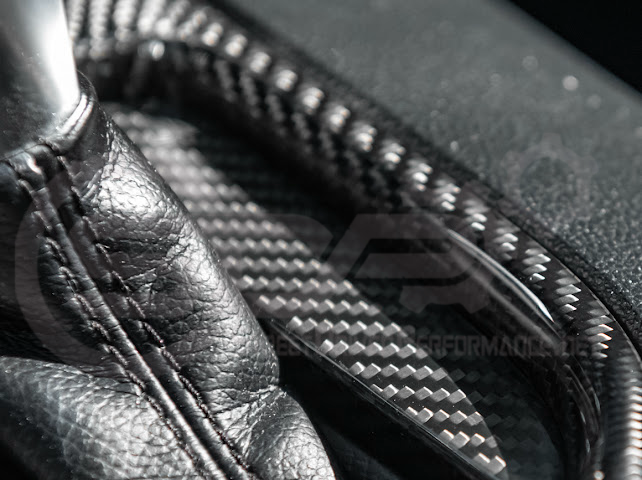 2015-2023 FORD MUSTANG S550 | CARBON FIBER CENTER GEAR SHIFT PANEL TRIM COVER