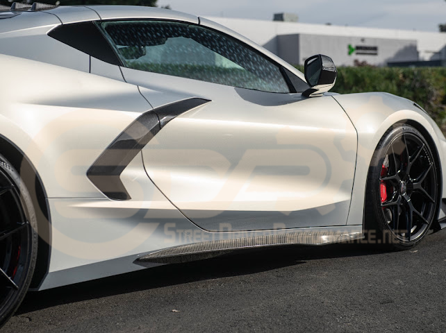 2020+ CHEVROLET CORVETTE C8 STINGRAY | Z06 PACKAGE SIDE SKIRTS ROCKER PANELS GROUND EFFECTS