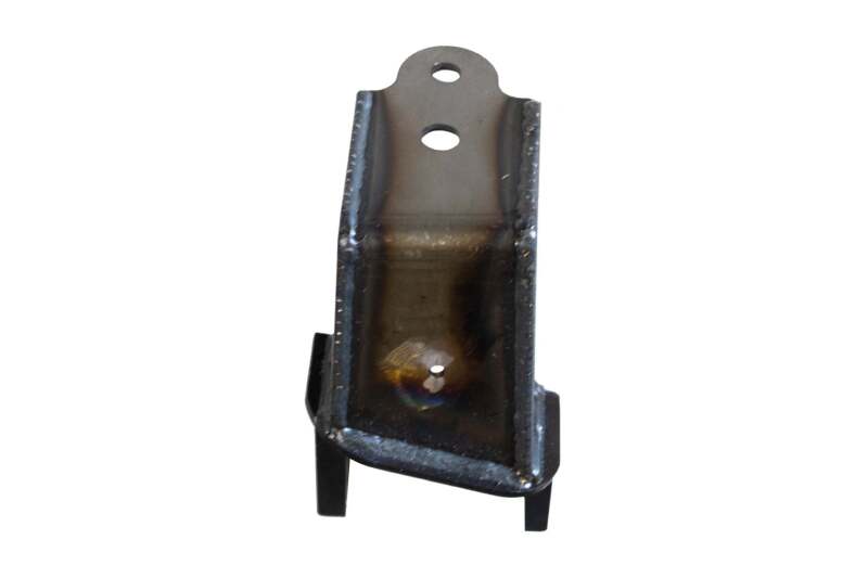 RustBuster 11-19 Chevy Silverado 2500HD/3500HD 6.5ft Bed Front Bed Mount - Left