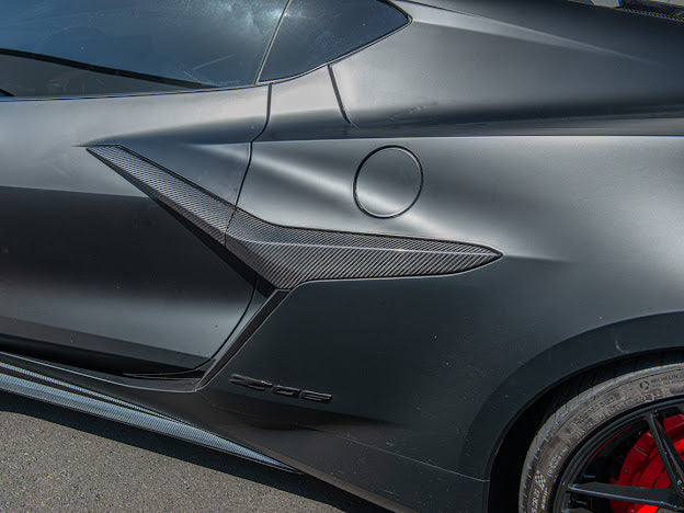 2023+ CORVETTE C8 E-RAY / Z06 | CARBON FIBER SIDE FENDER VENT DOOR TRIM REPLACEMENT PAIR