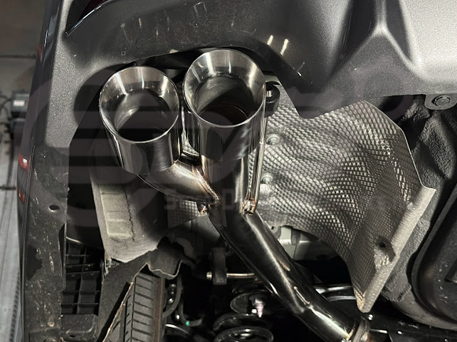 2025-PRESENT TOYOTA CAMRY SE & XSE | MUFFLER DELETE AXLE BACK EXHAUST (CHROME TIPS OR BURNT BLUE TIPS)