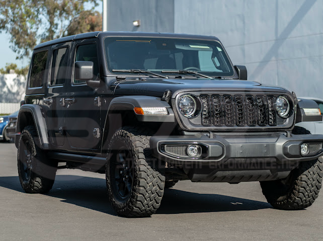 2024-UP JEEP WRANGLER GLADIATOR | FACTORY STYLE FRONT BUMPER GRILLE INSERT SURROUNDING REPLACEMENT