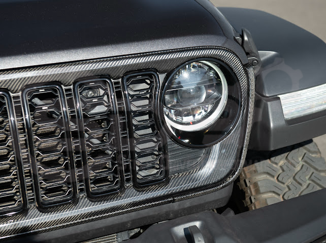 2024-UP JEEP WRANGLER GLADIATOR | FACTORY STYLE FRONT BUMPER GRILLE INSERT SURROUNDING REPLACEMENT