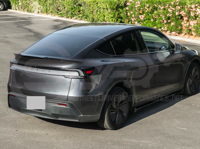 2025-UP TESLA MODEL Y | SDP TRACK STYLE SIDE SKIRTS ROCKER PANEL GROUND EFFECTS PAIR