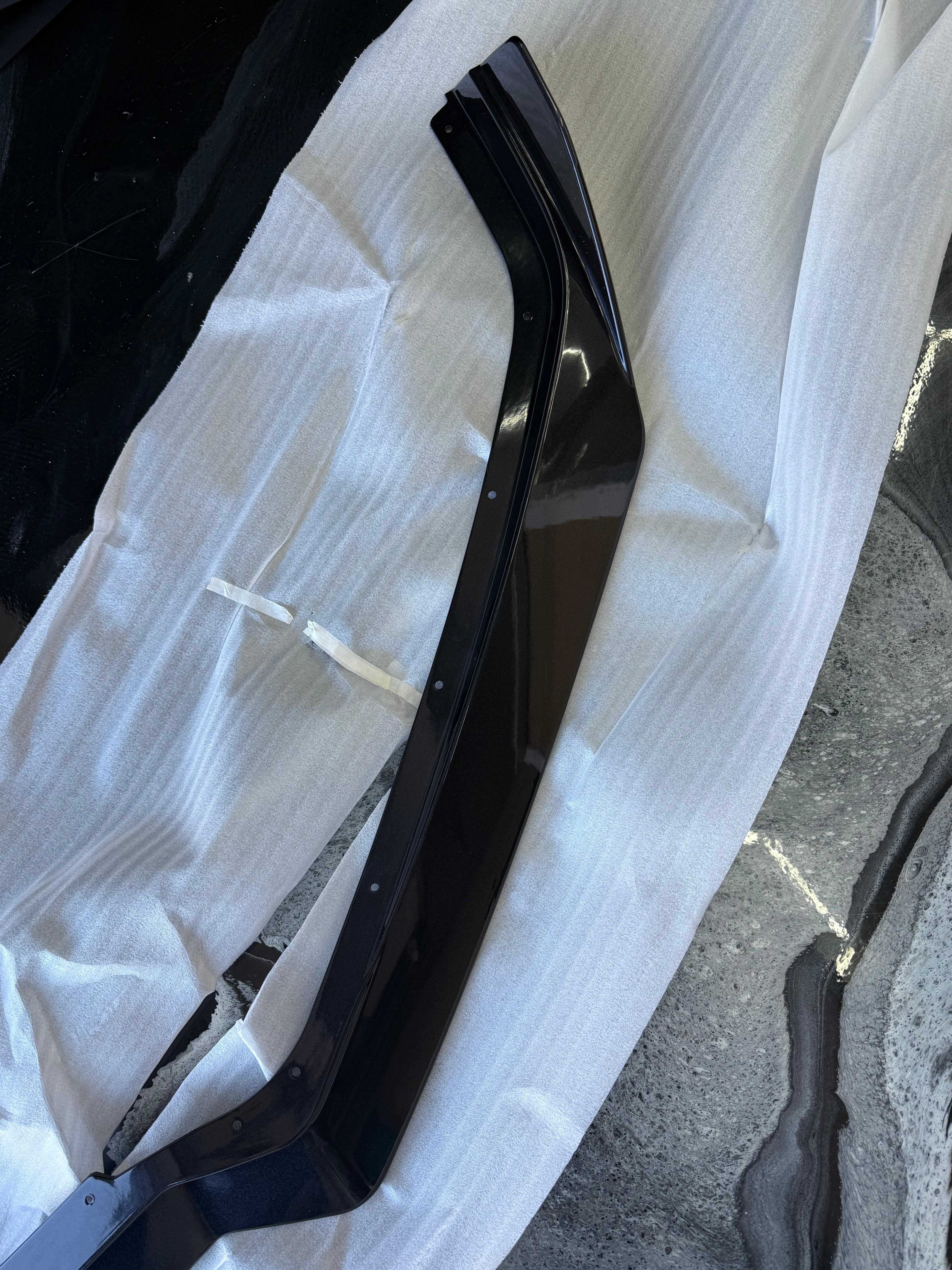 *OPEN BOX-DISCOUNTED* 2020+ C8 Corvette Stingray & Z51 |"5VM Style" CARBON FLASH 2-Piece Splitter / Lip Ground Effects