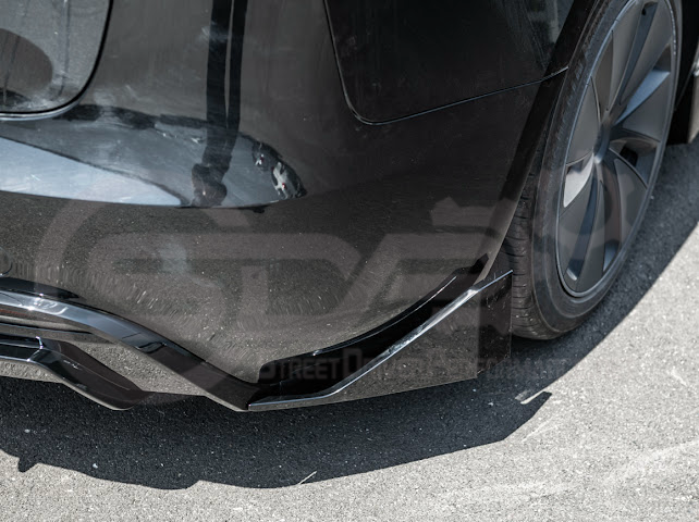 2024-UP TESLA MODEL 3 TRACK STYLE REAR BUMPER DIFFUSER