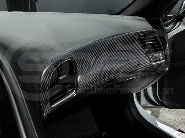 2014-2019 CHEVROLET CORVETTE C7 | DRY CARBON FIBER PASSENGER SIDE DASHBOARD AIR DUCT VENT PANEL COVER