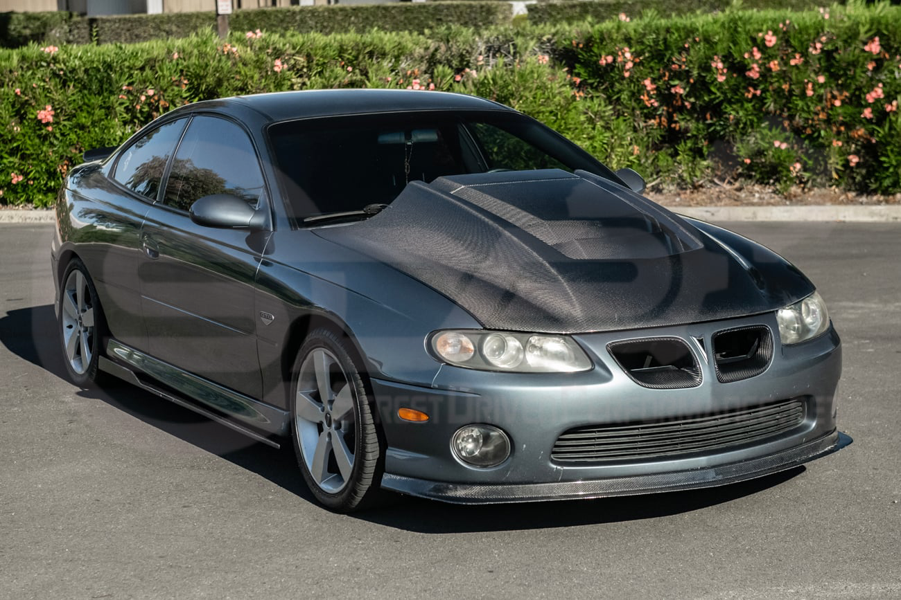 2004-2006 PONTIAC GTO | ZR1 STYLE CARBON FIBER FRONT VENTED COWL HOOD