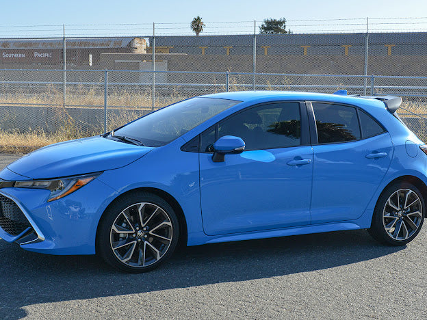 2019-UP TOYOTA COROLLA HATCHBACK | JDM PERFORMANCE PACKAGE MATTE BLACK REAR WINDOW ROOF SPOILER WING