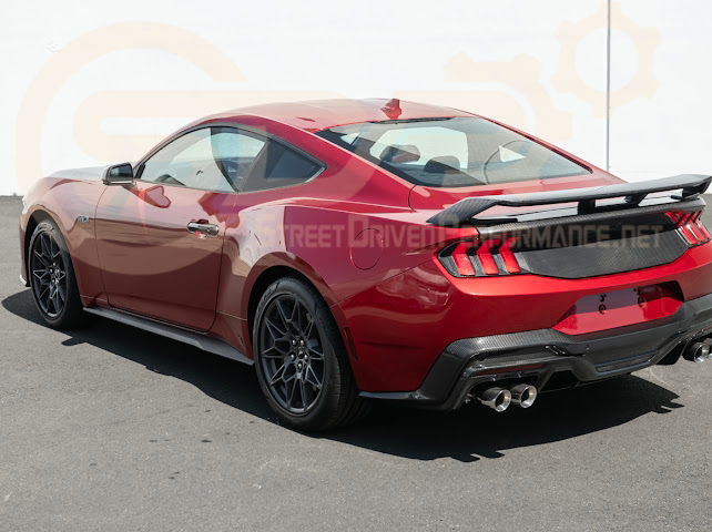 2024-UP FORD MUSTANG S650 | CARBON FIBER REAR TRUNK PANEL COVER TRIM