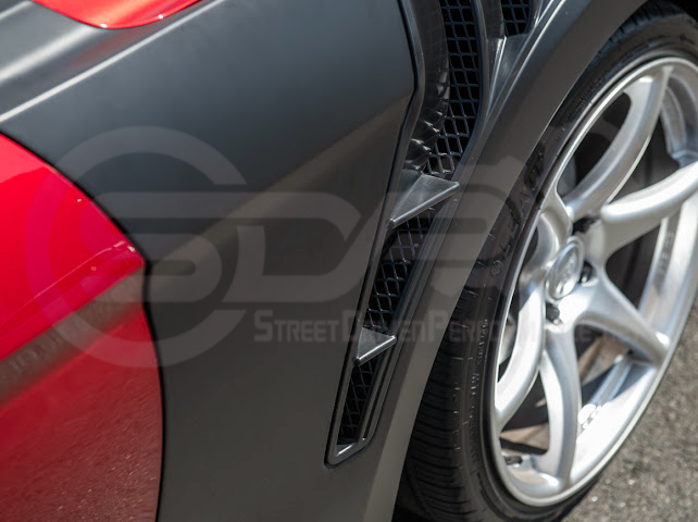 2015-2017 MUSTANG | GT500 KR STYLE FRONT VENTED FENDERS