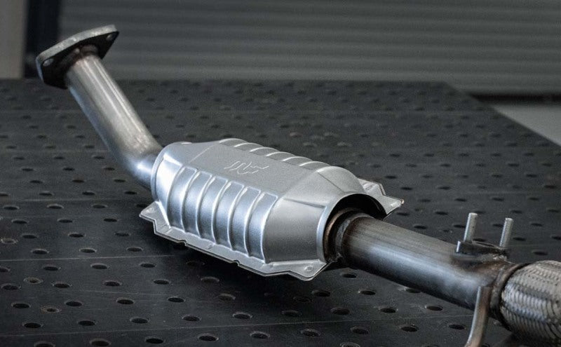 MagnaFlow Direct Fit Catalytic Converter Blazer-Jimmy 95