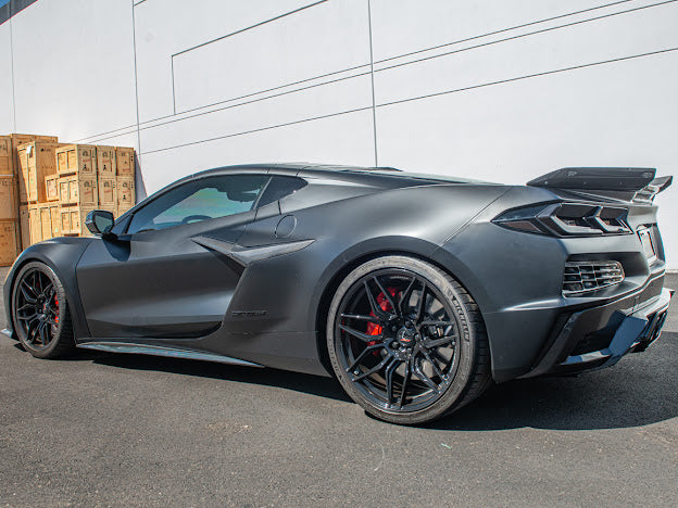 2023+ CORVETTE C8 E-RAY / Z06 | CARBON FIBER SIDE FENDER VENT DOOR TRIM REPLACEMENT PAIR