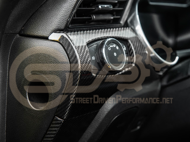 2015-2023 FORD MUSTANG S550 | CARBON FIBER DASHBOARD PANEL TRIM COVER