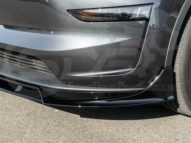 2025-UP TESLA MODEL Y | SDP TRACK STYLE GLOSS BLACK 4 PIECE FRONT LIP SPLITTER GROUND EFFECTS