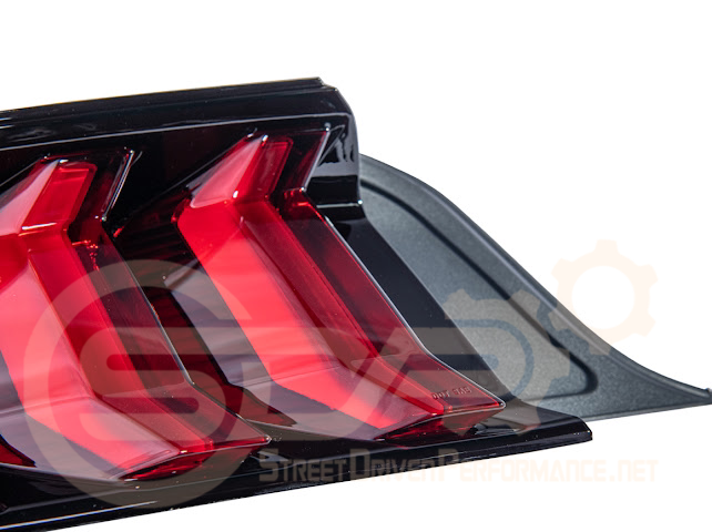 2015-2023 FORD MUSTANG S550 | SIGNAL LED XB RED / CLEAR REAR TAIL LIGHT