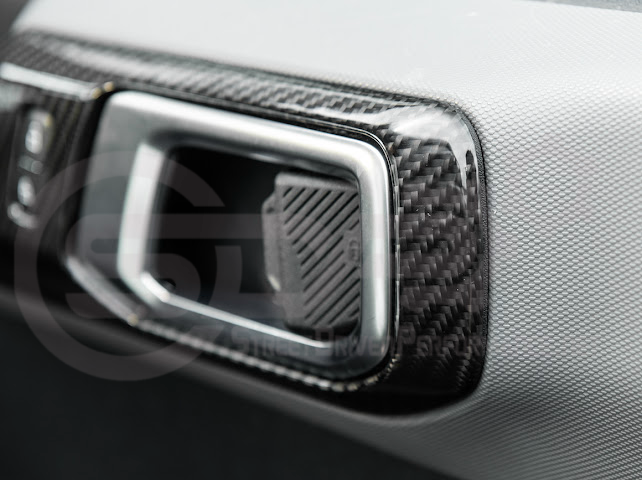 2021-UP FORD BRONCO CARBON FIBER FRONT DOOR HANDLE TRIM COVER