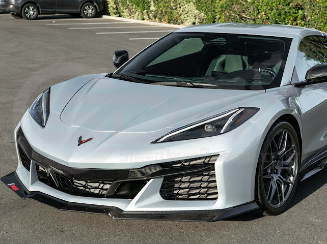 2023+ CHEVROLET CORVETTE C8 Z06 | CARBON FIBER FRONT BUMPER GRILLE INSERT PAIR