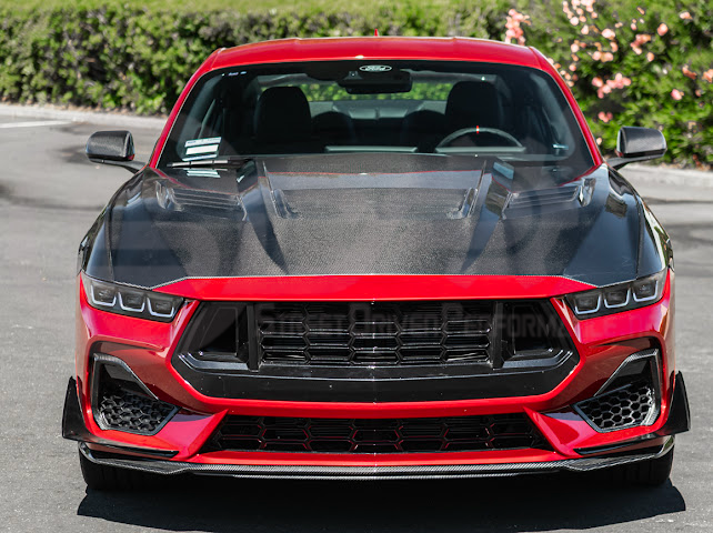 2024-UP FORD MUSTANG | SUPER SNAKE STYLE FRONT VENTED HOOD