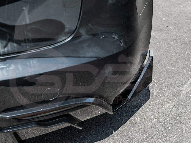 2024-UP TESLA MODEL 3 TRACK STYLE REAR BUMPER DIFFUSER