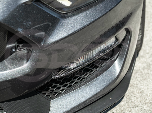 2015-2020 FORD MUSTANG SHELBY GT350 | FRONT FOG LIGHT EYEBROW TRIM COVER