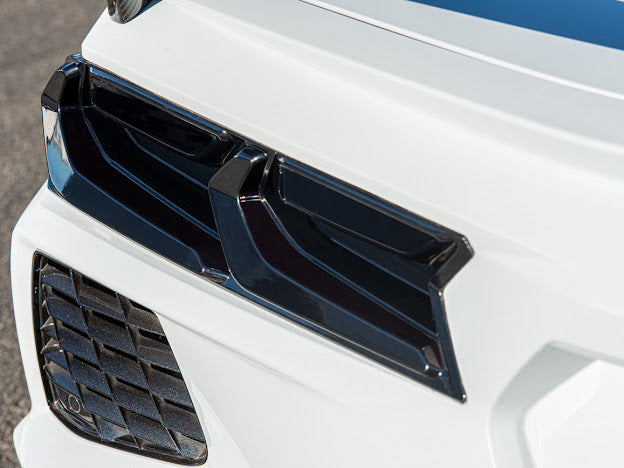 2020+ CHEVROLET CORVETTE C8 DARK TINTED REAR LIGHT COVER