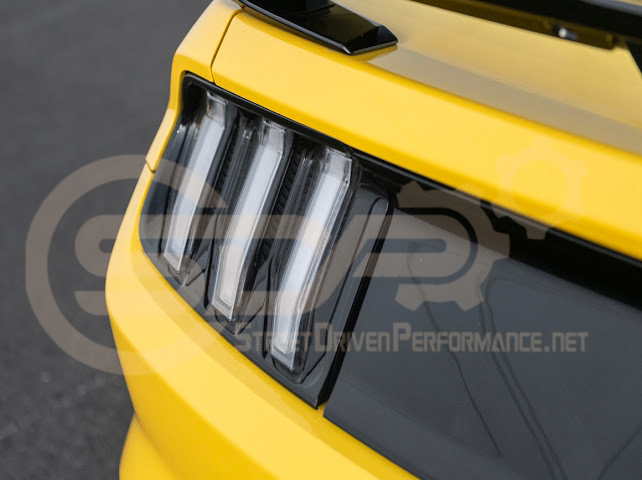 2015-2023 FORD MUSTANG S550 | SIGNAL LED XB RED / CLEAR REAR TAIL LIGHT