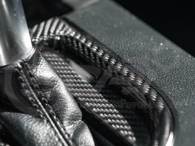 2015-2023 FORD MUSTANG S550 | CARBON FIBER CENTER GEAR SHIFT PANEL TRIM COVER