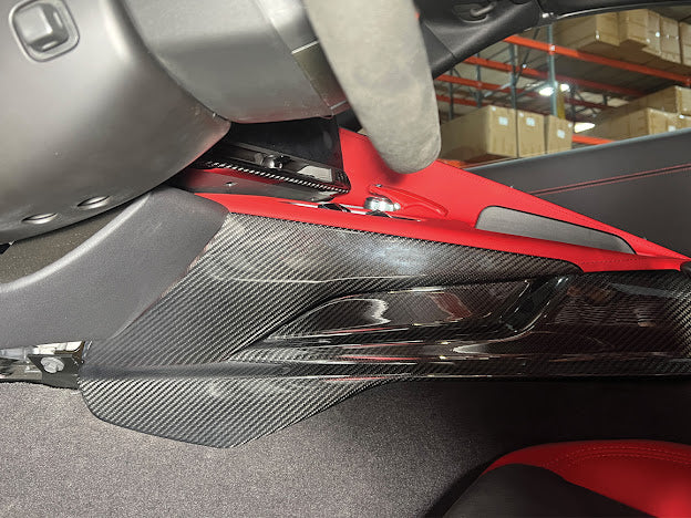 2020+ CORVETTE C8 CENTER CONSOLE SIDE UPPER TRIM VENT COVER