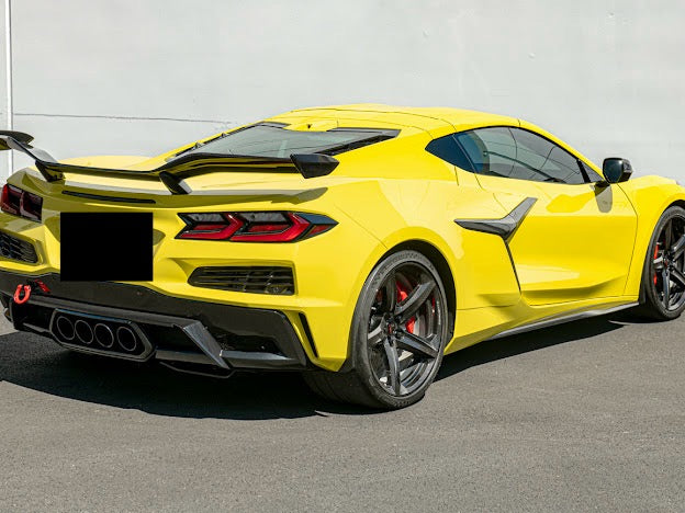 2020+ CHEVROLET CORVETTE C8 Z06 & E-RAY | MATTE BLACK XL EXTENDED FRONT SPLASH GUARD