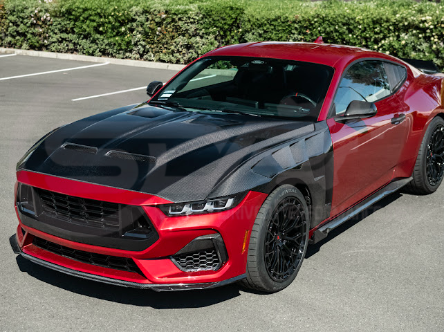 2024-UP FORD MUSTANG S650 | S550 SUPER SNAKE STYLE CARBON FIBER FRONT VENTED HOOD