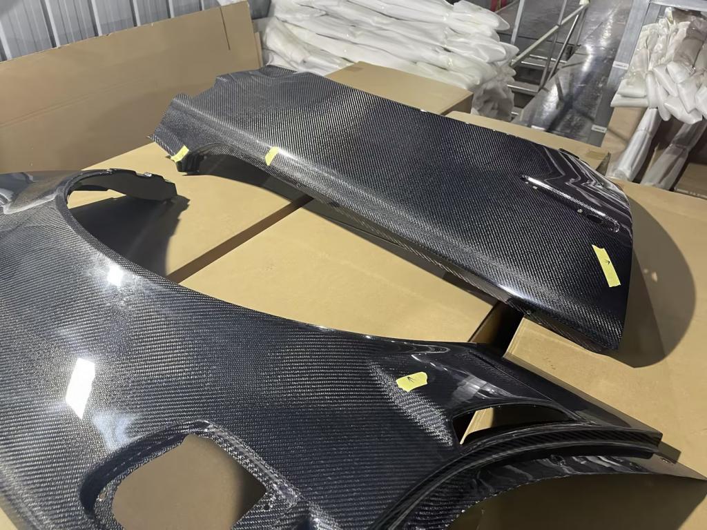 *BLEMISHED- DISCOUNTED* 05-13 Corvette C6 ZR1 Style Carbon Fiber Rear Side Wide Body Fenders Pair
