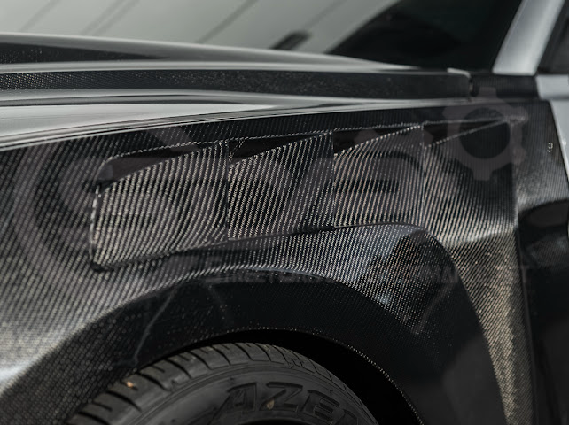 2018-2023 FORD MUSTANG S550 | GTD STYLE FRONT SIDE VENTED FENDERS (CARBON FIBER OR PRIMED BLACK)