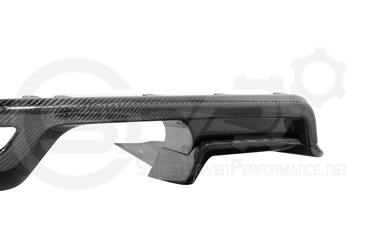 2016-2019 CADILLAC ATS-V SEDAN & COUPE | FACTORY REPLACEMENT STYLE CARBON FIBER REAR BUMPER DIFFUSER