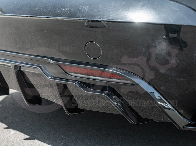 2024-UP TESLA MODEL 3 TRACK STYLE REAR BUMPER DIFFUSER
