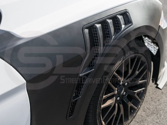 2018-2023 Ford Mustang S550 | GTD Style Primed Black Front Side Vented Fenders