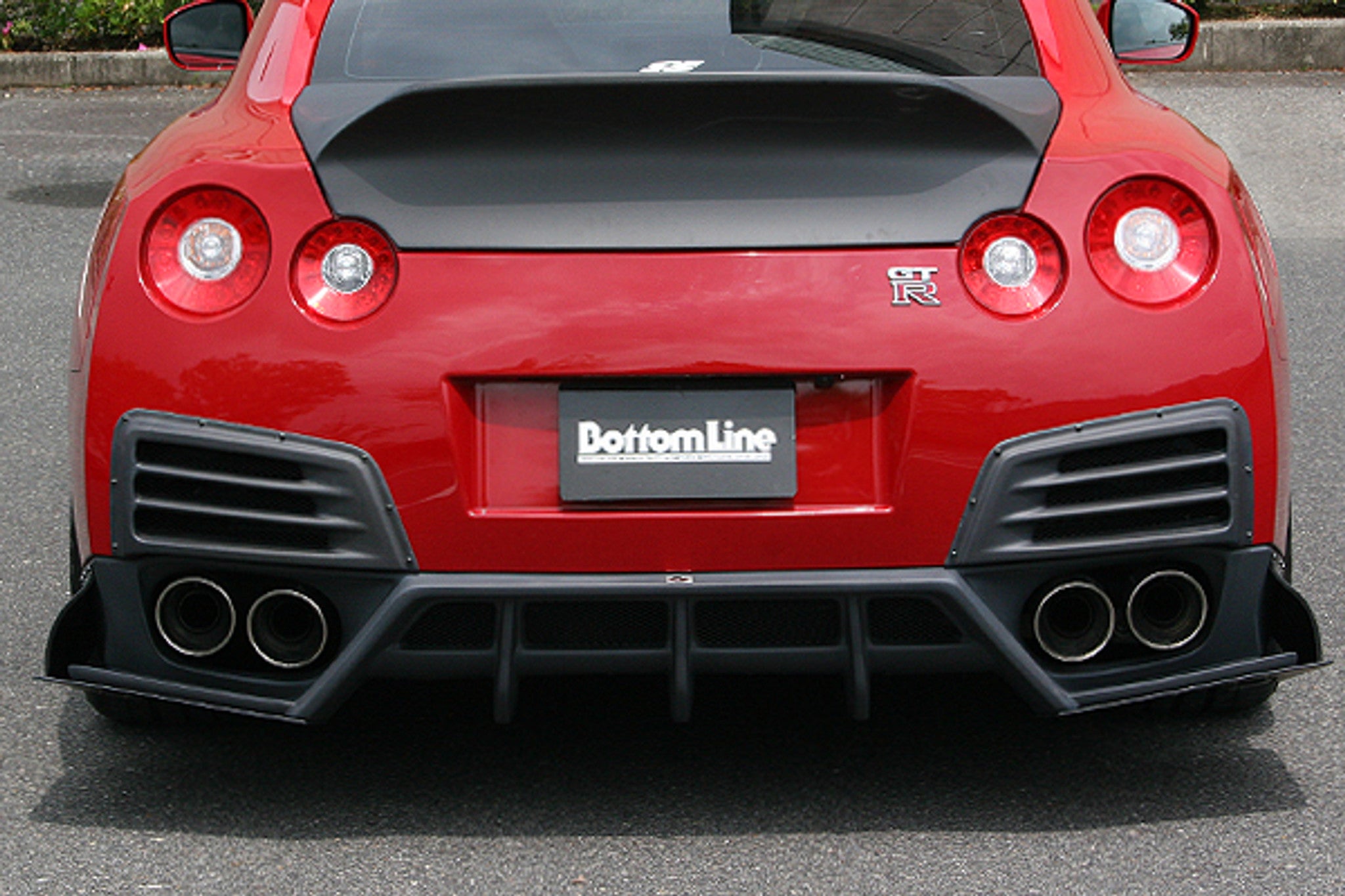 Charge Speed 2007-2016 Nissan GTR FRP Rear Bumper duct Cowl