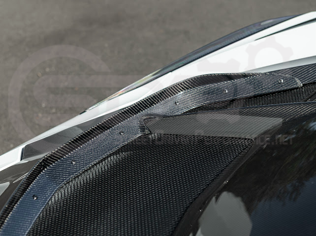 2020-PRESENT CHEVROLET CORVETTE C8 | ZR1 REPLICA STYLE DOUBLE SIDED CARBON FIBER FRONT VENTED HOOD