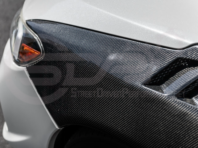 2015-2021 SUBARU WRX / STI | JDM STYLE CARBON FIBER SIDE VENTED FENDERS (PAIR)