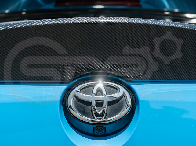 2019-UP TOYOTA GR COROLLA | JDM SDP PERFORMANCE STYLE CARBON FIBER REAR HATCH MID WING SPOILER