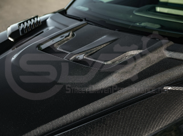 2022-UP TOYOTA TUNDRA | SDP CARBON FIBER FRONT VENTED HOOD WITH SIDE VENTS